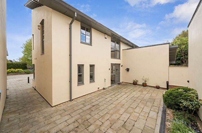 3 Bedroom End Of Terrace House For Sale In Hazel Court, Winchester, Hampshire, SO22