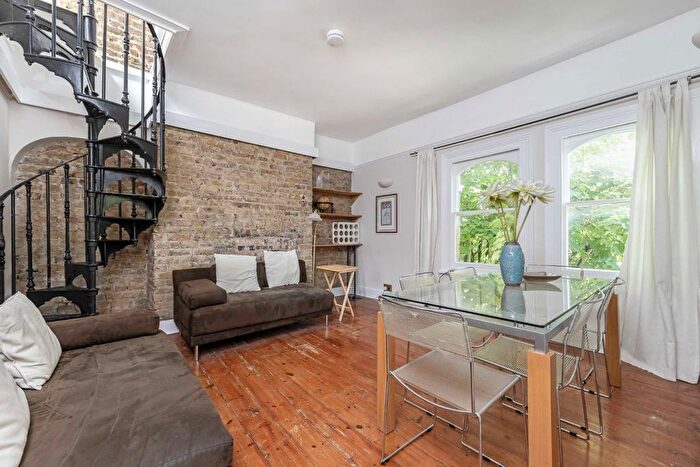 2 Bedroom Flat To Rent In Edith Road, West Kensington, W14