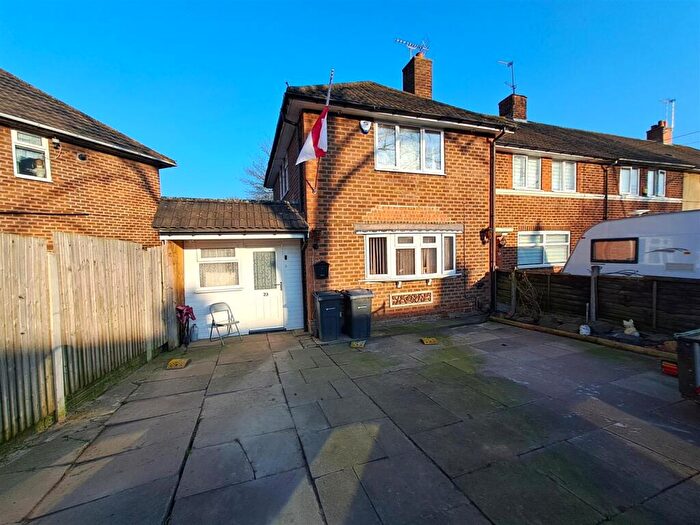 3 Bedroom End Of Terrace House For Sale In Elmore Road, Stechford, Birmingham, B33