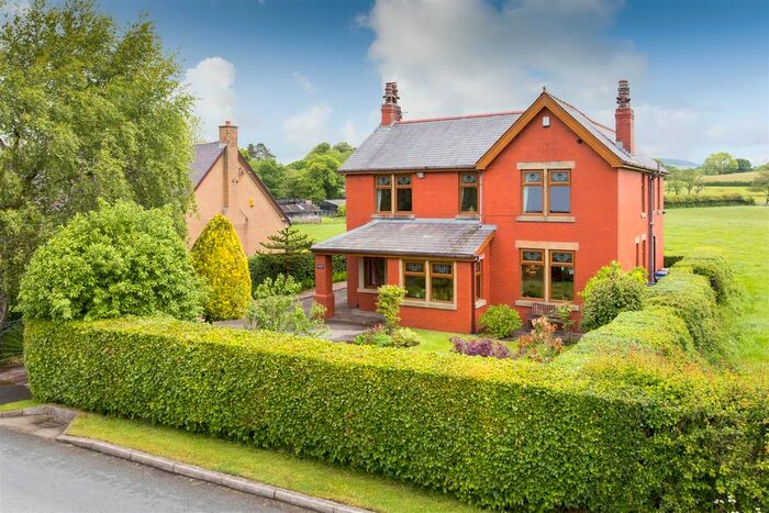 4 Bedroom Property For Sale In Springfield, Lydiate Lane, Claughton-On-Brock, Preston, PR3