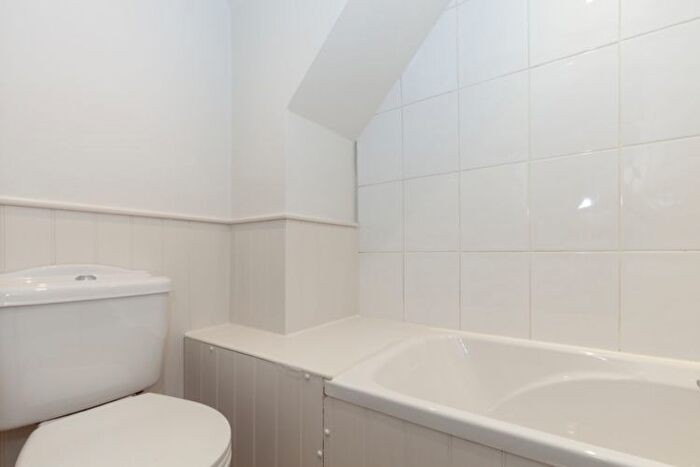 2 Bedroom Cottage To Rent In New Street, Deddington, Banbury, OX15