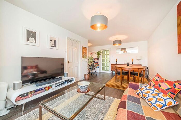 1 Bedroom Flat To Rent In John Archer Way, Clapham Junction, SW18