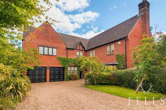 5 Bedroom Detached House For Sale In Matchams Close, Matchams, BH24