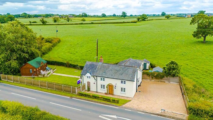 3 Bedroom Cottage For Sale In Whitchurch Road, Audlem, CW3