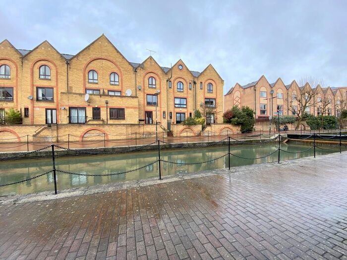 2 Bedroom Terraced House To Rent In Waterman Way, London, E1W