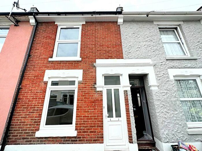 2 Bedroom House To Rent In Station Road, Portsmouth, PO3