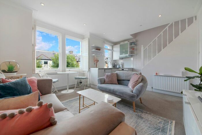 2 Bedroom Maisonette To Rent In Florence Road, London, SW19