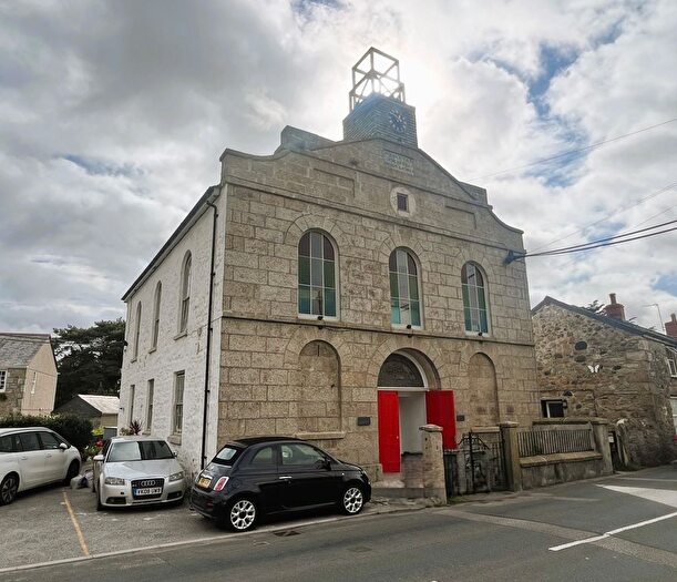 2 Bedroom Flat To Rent In Abbey Hill, Lelant, TR26