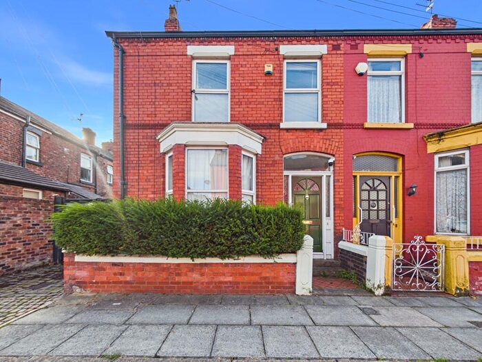 3 Bedroom End Of Terrace House For Sale In Welbeck Avenue, Mossley Hill, Liverpool., L18
