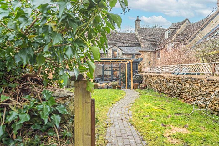 3 Bedroom Terraced House For Sale In Waterside, Castle Combe, SN14