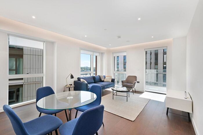 2 Bedroom Apartment To Rent In Montrose Building, Lexington Gardens, London, SW11