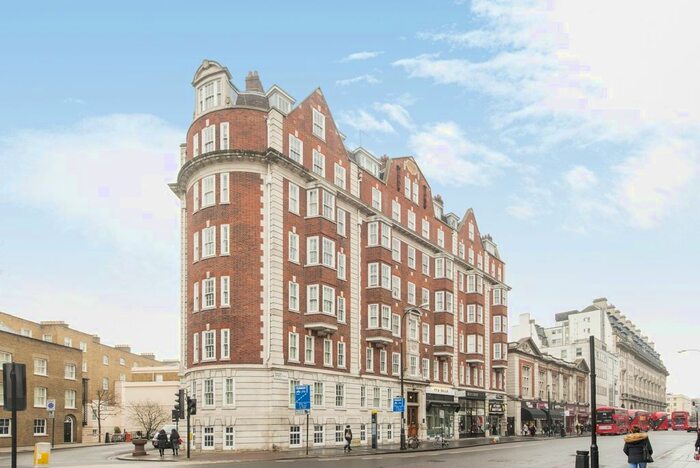 2 Bedroom Flat To Rent In Baker Street, London, NW1