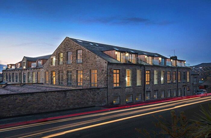 2 Bedroom Apartment For Sale In Firth Mills, Skipton, BD23