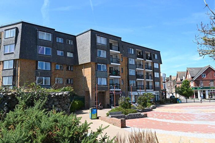 1 Bedroom Flat For Sale In Belmont Street, Mountbatten Court Belmont Street, PO21