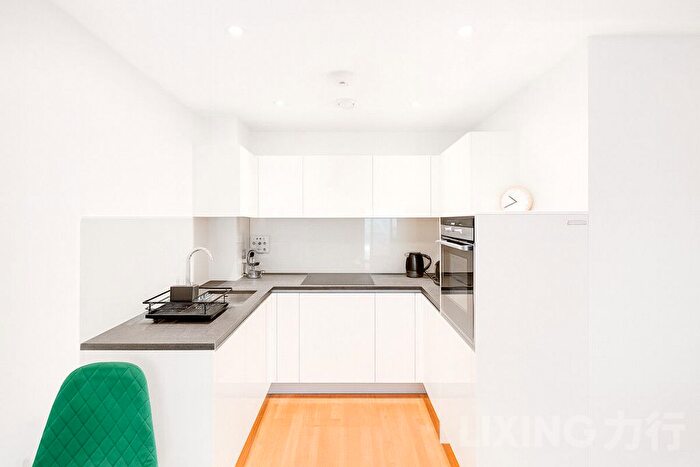 1 Bedroom Flat To Rent In Trafalgar Building, Henry Macaulay Avenue, Kingston Upon Thames, KT2