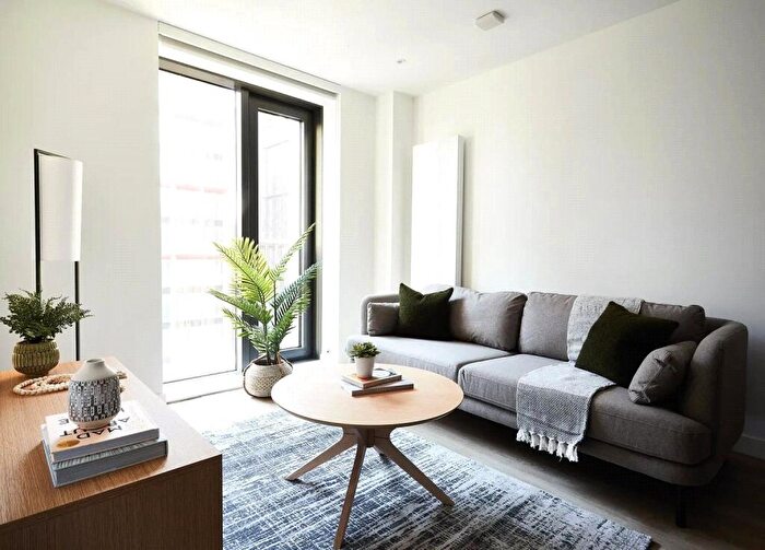 3 Bedroom Apartment For Sale In Vita Living, Circle Square, Nobel Way, Manchester, M1