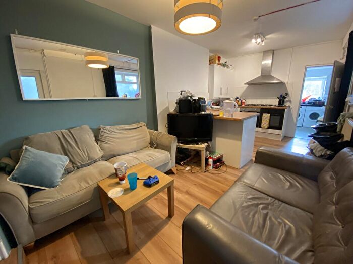 7 Bedroom House To Rent In Brunswick Street, Uplands, Swansea, SA1