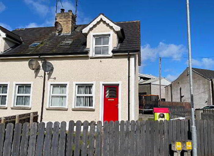 3 Bedroom End TownHouse For Sale In Old Mill Court, Magherafelt, BT45