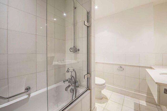 1 Bedroom Flat To Rent In Marsham Street, London, SW1P