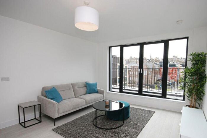 2 Bedroom Flat To Rent In Shoemaker`s Square, Old Town, Edinburgh, EH8
