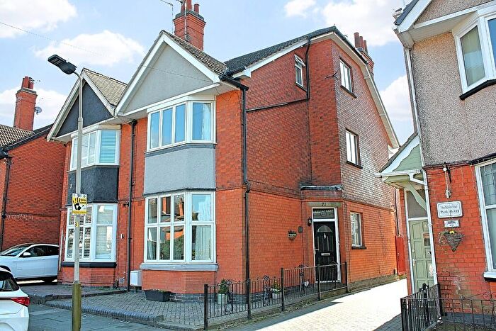 5 Bedroom Semi Detached House For Sale In Belvoir Drive, Aylestone, Leicester, LE2