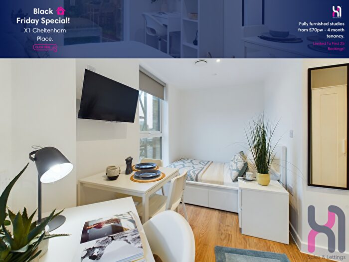 Apartment To Rent In Frederick Road, Manchester, Greater Manchester, M6