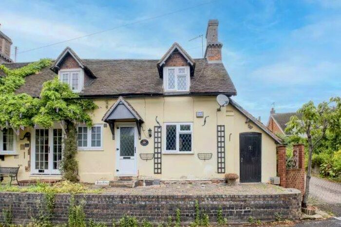 2 Bedroom Cottage To Rent In Steps Cottage, Sutton Coldfield, B76