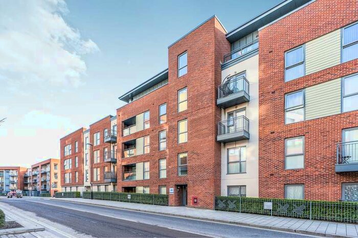 2 Bedroom Apartment To Rent In Ardent House, John Thornycroft Road, SO19