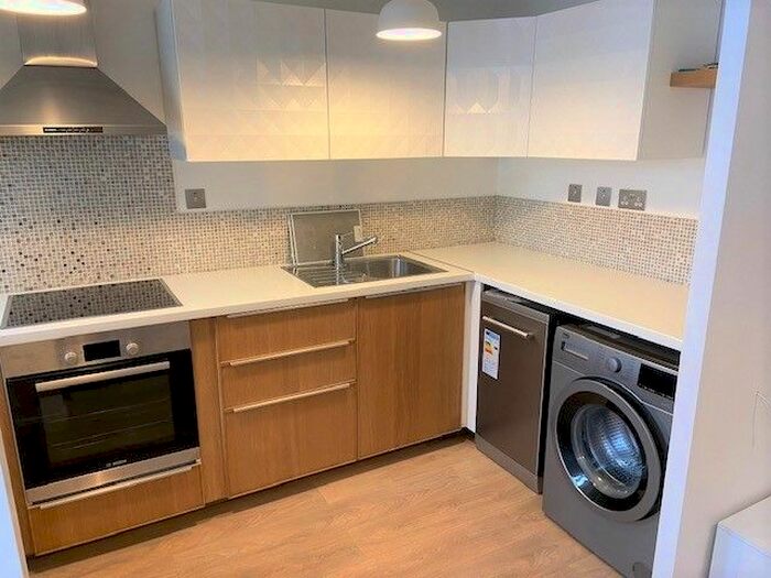 1 Bedroom Maisonette To Rent In Springwood Crescent, Edgware, HA8