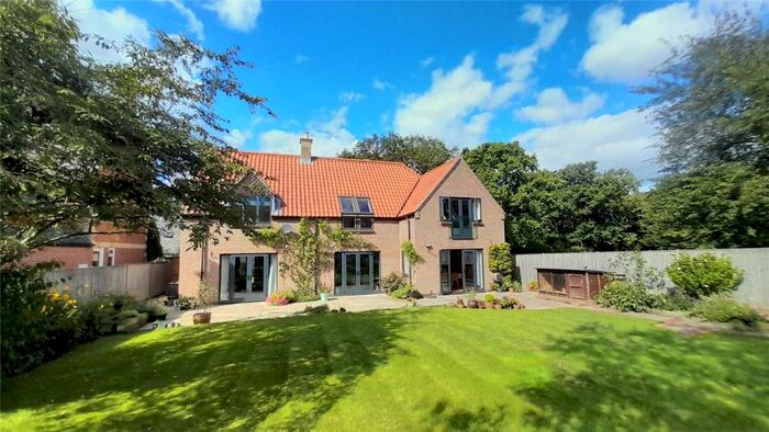 5 Bedroom Detached House For Sale In Fotheringhay Road, Tansor, Northamptonshire, PE8