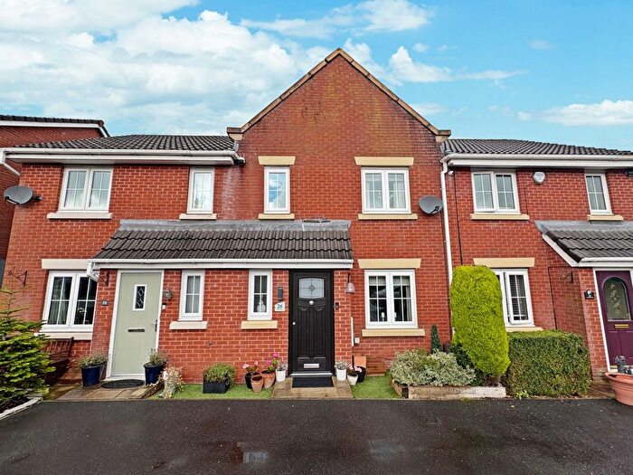 3 Bedroom Property For Sale In Holmecroft Chase, Westhoughton, BL5