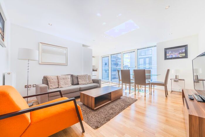 3 Bedroom Flat To Rent In Imperial Mansions, Victoria Parade, London, SE10