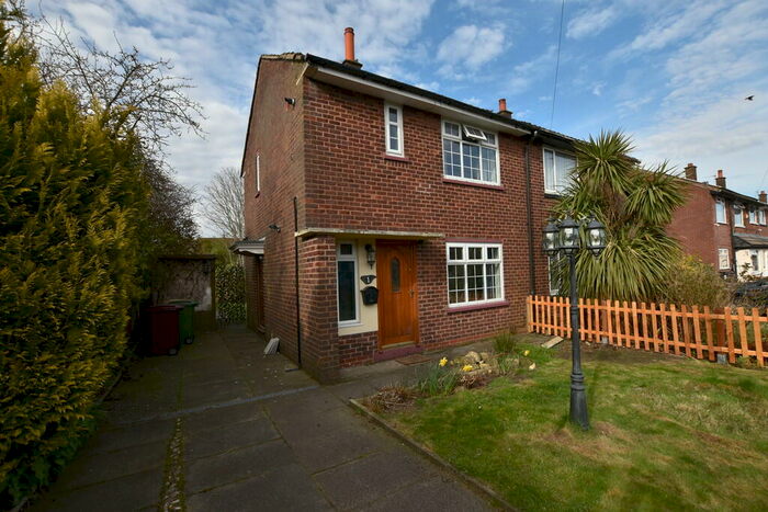2 Bedroom Semi-Detached House To Rent In Cedar Avenue, Little Lever, Bolton, BL3