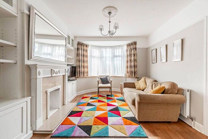 3 Bedroom House To Rent In Roxeth Hill, Harrow On The Hill, Harrow, HA2