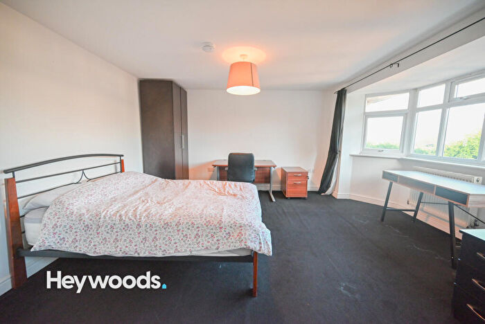 1 Bedroom House Of Multiple Occupation To Rent In Park Road, Silverdale, Newcastle-under-Lyme, Staffordshire, ST5