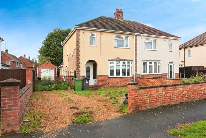 3 Bedroom Semi-Detached House For Sale In St. George Avenue, Peterborough, PE2