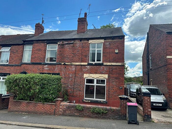 2 Bedroom End Of Terrace House For Sale In Bradgate Lane, Kimberworth, Rotherham, S61