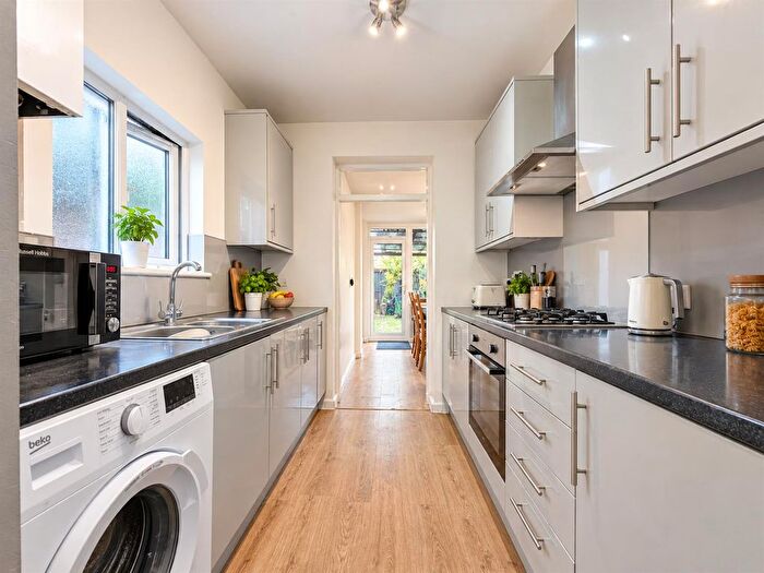 4 Bedroom Semi Detached House To Rent In Chatsworth Crescent, Hounslow, TW3