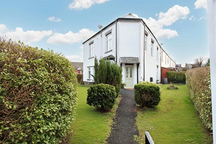 3 Bedroom Terraced House For Sale In Smithy Bridge Road, Littleborough, OL15