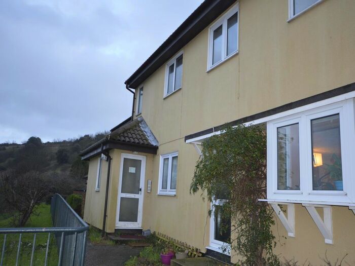 2 Bedroom Flat To Rent In Westbury Road, Dover, Kent, CT17