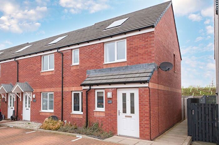 3 Bedroom Terraced House For Sale In Broadlea Park, Falkirk, FK2