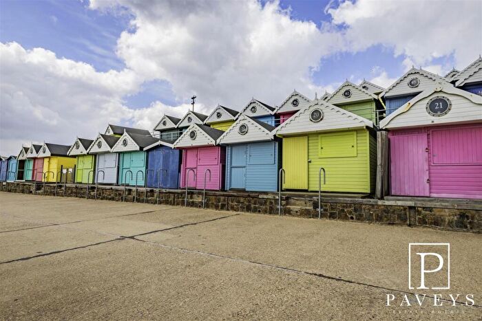 Chalet For Sale In Southcliff Promenade, Walton On The Naze, CO14