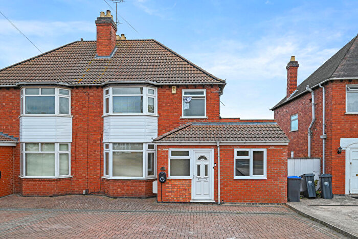 6 Bedroom Semi-Detached House To Rent In Brunswick Street, Leamington Spa, CV31