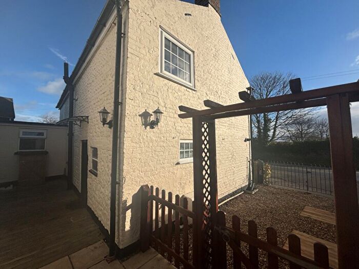 3 Bedroom Cottage To Rent In Walcott Road, Bacton, Norwich, NR12