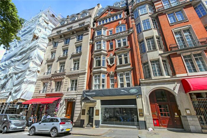 Studio To Rent In Savile House, Berkeley Street, London, W1J