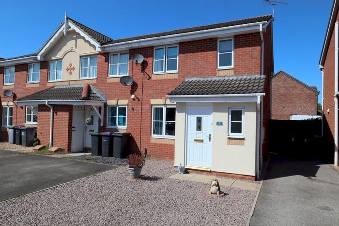 3 Bedroom Semi-Detached House To Rent In Watling Close, Bracebridge Heath, LN4