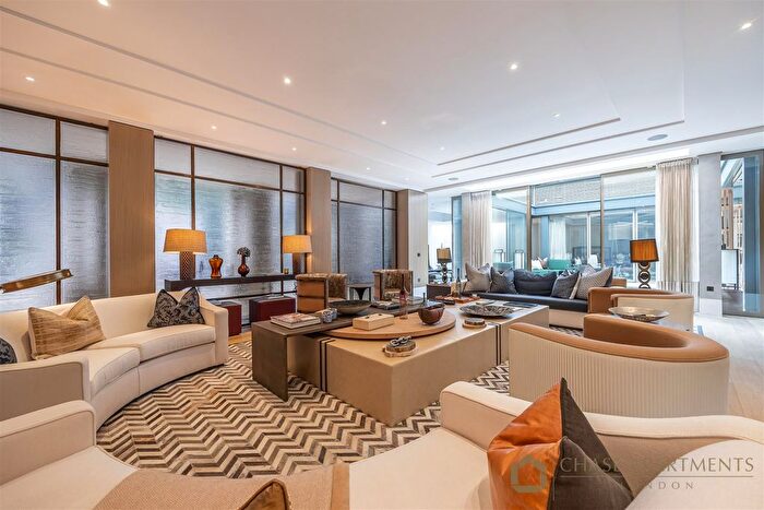 6 Bedroom Detached House To Rent In Grosvenor Gardens Mews North, London, SW1W