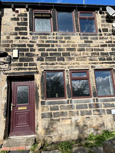 2 Bedroom Cottage To Rent In Scar Top Cottage, Keighley, West Yorkshire, BD22