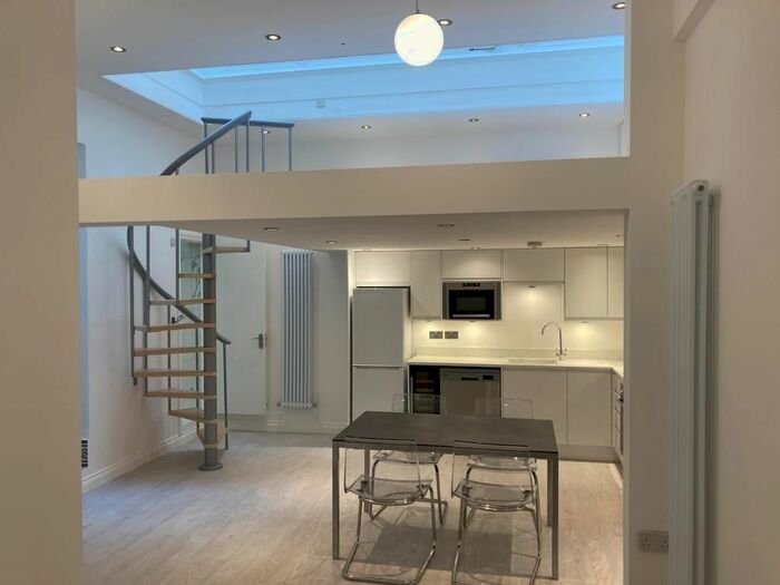 2 Bedroom Flat To Rent In Cromwell Road, London SW7