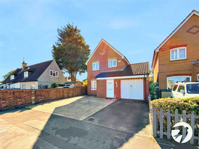3 Bedroom Detached House To Rent In St. Marys Road, Swanley, Kent, BR8
